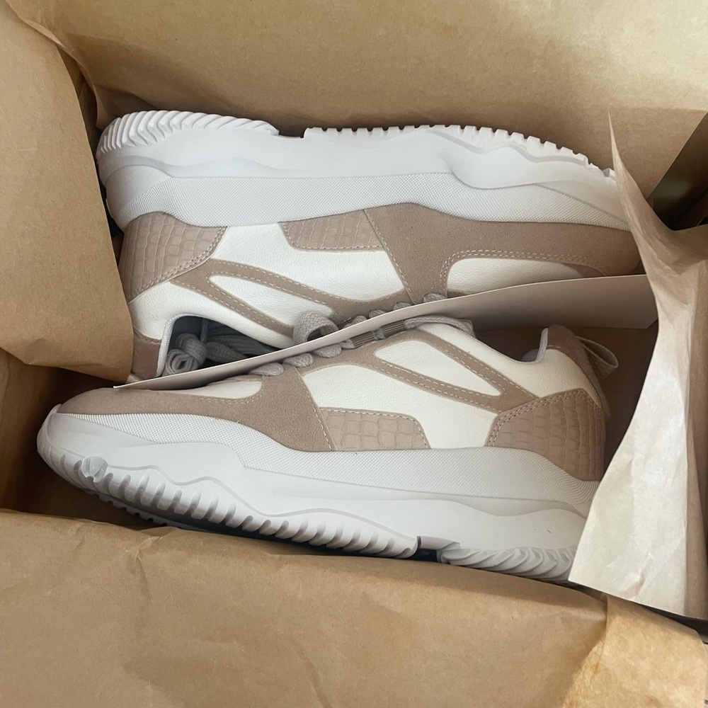 Women’s Chunky Sneakers in White and Taupe